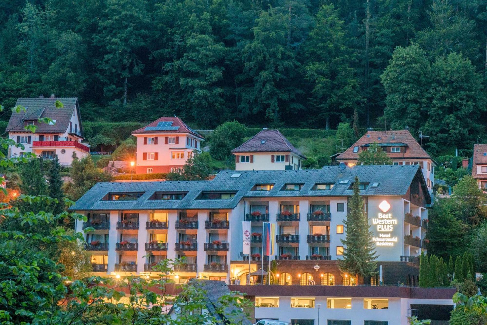 Best Western Plus Schwarzwald Residenz Triberg im Schwarzwald Exterior foto