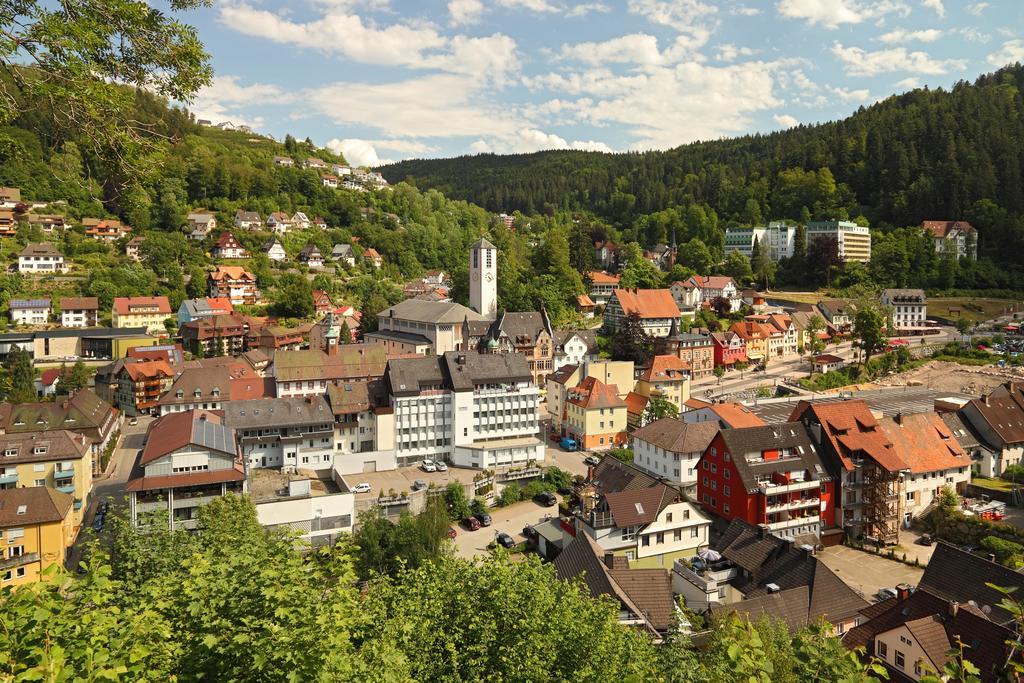 Best Western Plus Schwarzwald Residenz Triberg im Schwarzwald Exterior foto