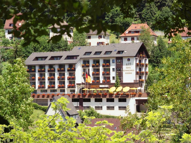 Best Western Plus Schwarzwald Residenz Triberg im Schwarzwald Exterior foto